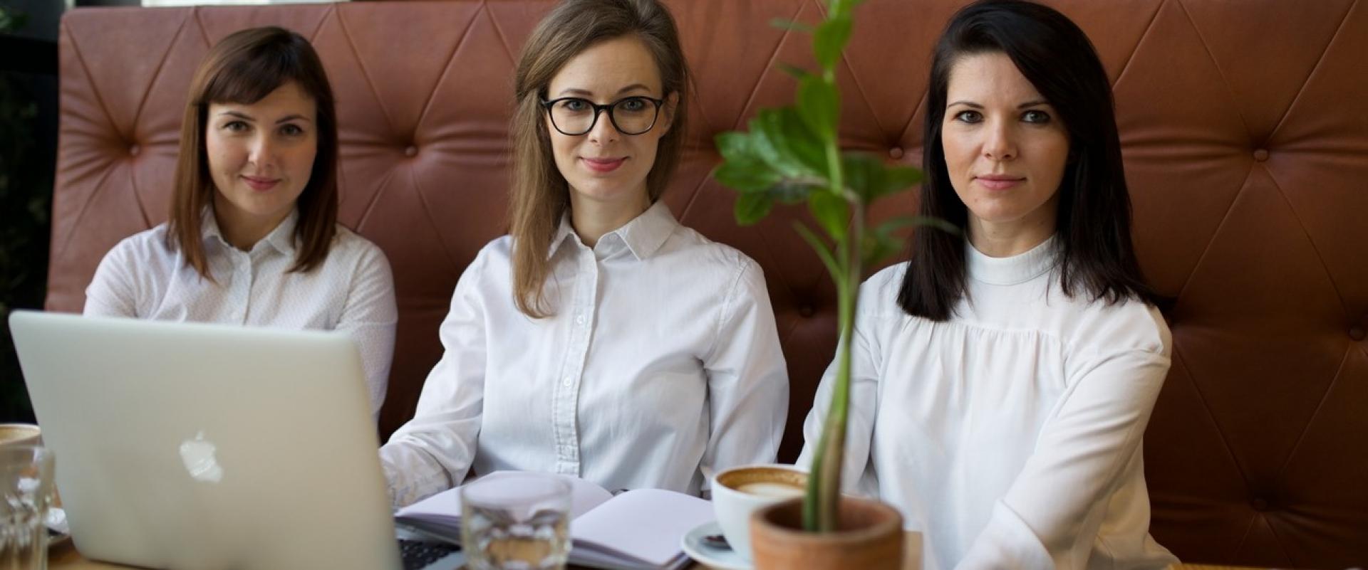 Mikrobiolożki, które uwierzyły w moc żywych bakterii probiotycznych - poznajcie twórczynie beliv live cosmetics 